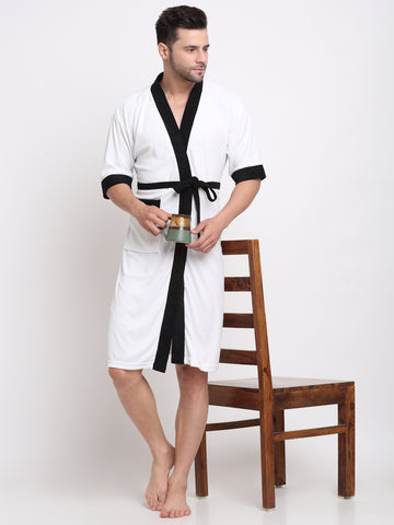 White & Black Dual Color Bathrobe – Modern Design with Soft Touch