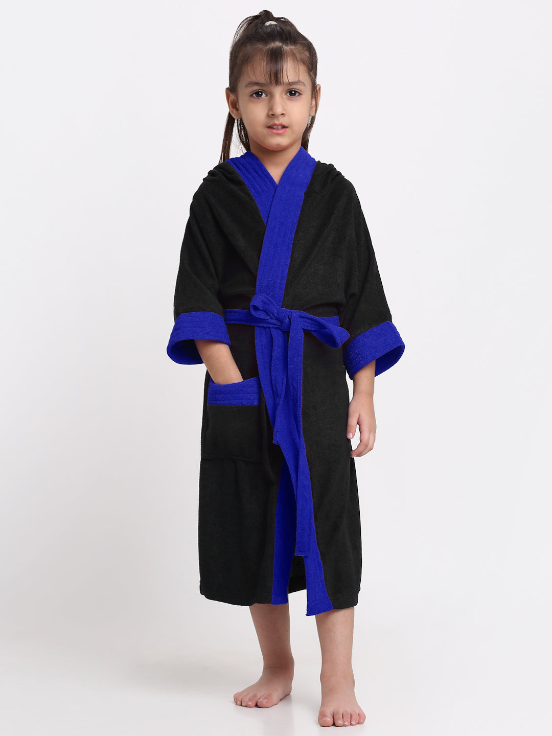 Unisex Kids Bathrobe – Comfy, Belted & Pocketed Ages (Black & Turkish)