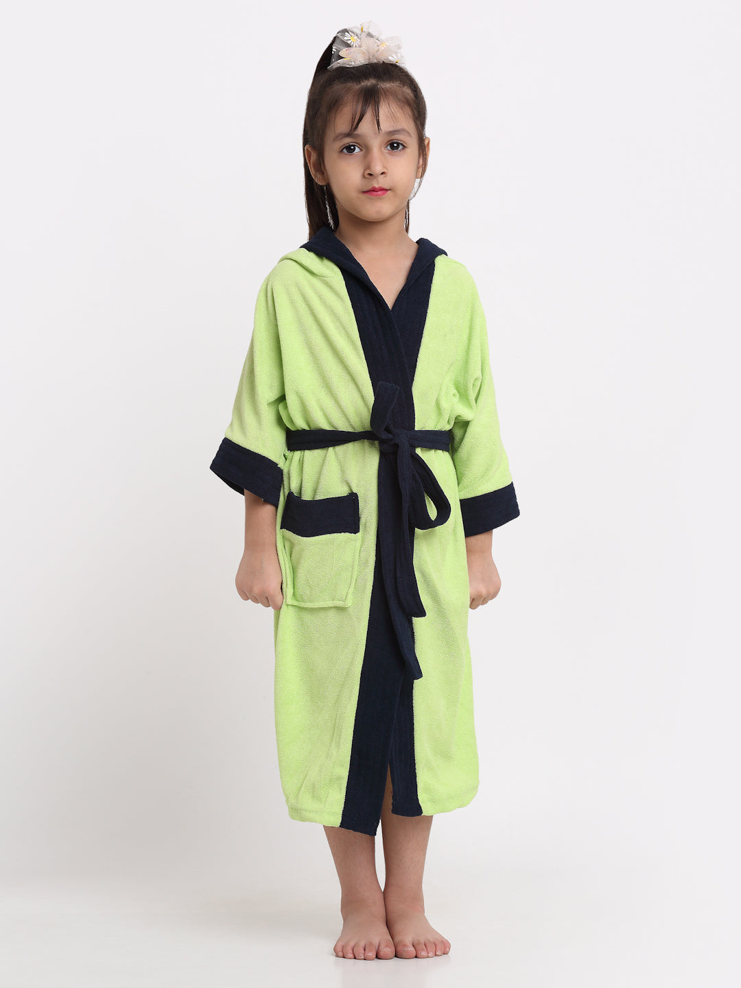 Unisex Kids Bathrobe – Comfy, Belted & Pocketed Ages (Parrot Green & Navy)