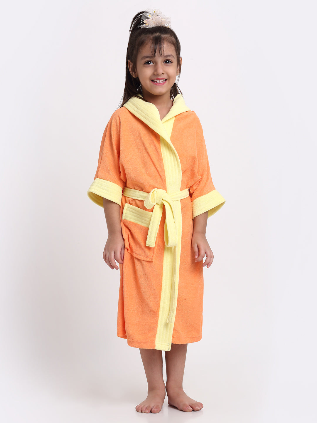 Unisex Kids Bathrobe – Comfy, Belted & Pocketed Ages (Orange & Yellow)