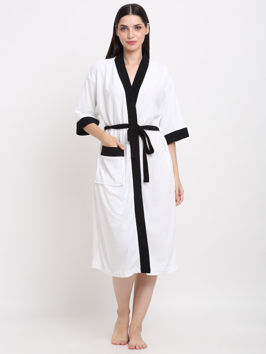 White & Black Soft Terry Robe – Elegant Contrast for Lounge Time