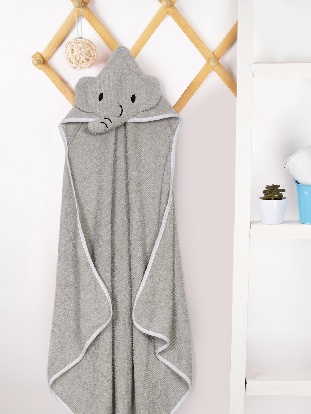 CREEVA Cuddle Baby/Kids Hooded Bath Towel in Grey – Soft Cotton with Cute Elephant Face & 3D Ear, Super Absorbent Bath Wrap for Newborns & Toddlers | (0-5 Years)