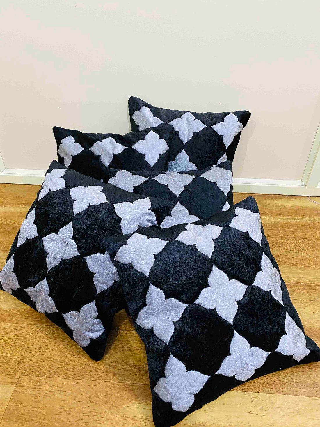 CREEVA Set of 5 Velvet Cushion Covers | Star Design Black | 16 x 16 INCH or 40 x 40 CM