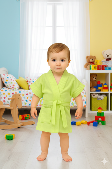 Melodious Baby Bathrobe with Front Pocket – Soft, Cozy & Cute Parrot Green Robe for Infants